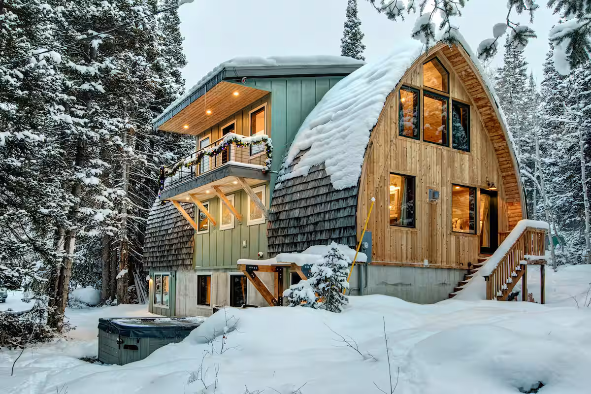 Mountain cabin near Brighton Utah for an elopement
