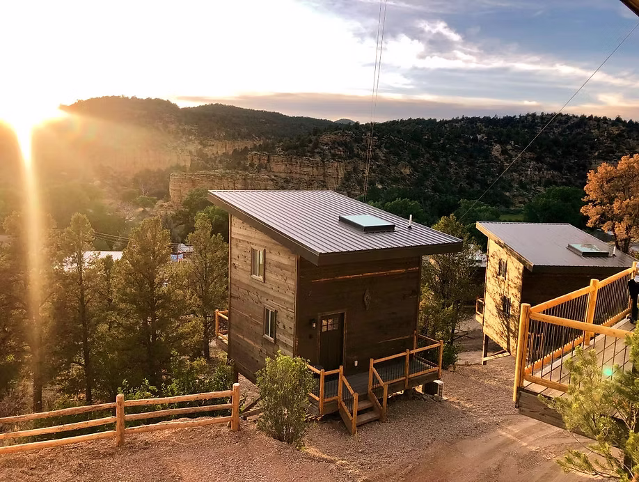 Red rock lodging near Zion for a Utah elopement